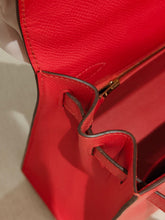 Load image into Gallery viewer, Hermes Sac Kelly II Sellier 28, Rouge Tomate, veau Epsom, gold hdw
