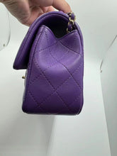 Load image into Gallery viewer, Chanel mini top handle, purple
