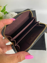 Load image into Gallery viewer, Chanel black caviar 28 series coin purse with gold hdw
