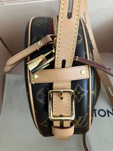 Load image into Gallery viewer, Louis Vuitton monogram Boite Chapeau souple
