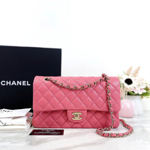 Load image into Gallery viewer, Chanel pink caviar medium classic, gold hdw 28 series
