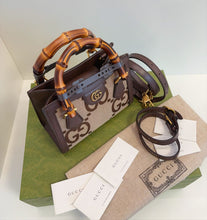 Load image into Gallery viewer, Gucci Diana mini bag
