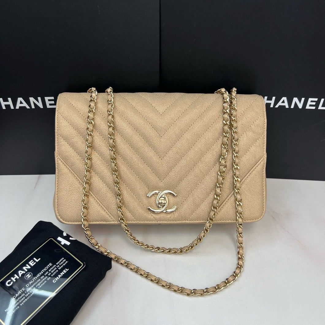 Chanel chevron beige medium statement flap