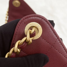 Load image into Gallery viewer, 25A Chanel 25 small in burgundy caviar, aged gold hdw
