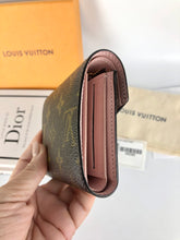 Load image into Gallery viewer, Louis Vuitton monogram / pink victorine wallet
