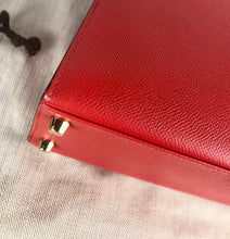 Load image into Gallery viewer, Hermes Kelly 28, rouge tomate gold hdw
