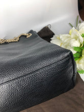 Load image into Gallery viewer, Gucci black leather soho chain tote
