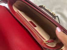 Load image into Gallery viewer, Gucci leather horsebit 1955 Crossbody/shoulder bag in burgundy

