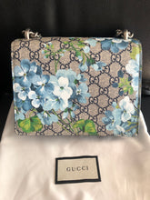 Load image into Gallery viewer, Gucci blooms mini Dionysus shoulder bag
