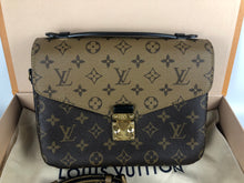 Load image into Gallery viewer, Louis Vuitton Pochette Metis reverse
