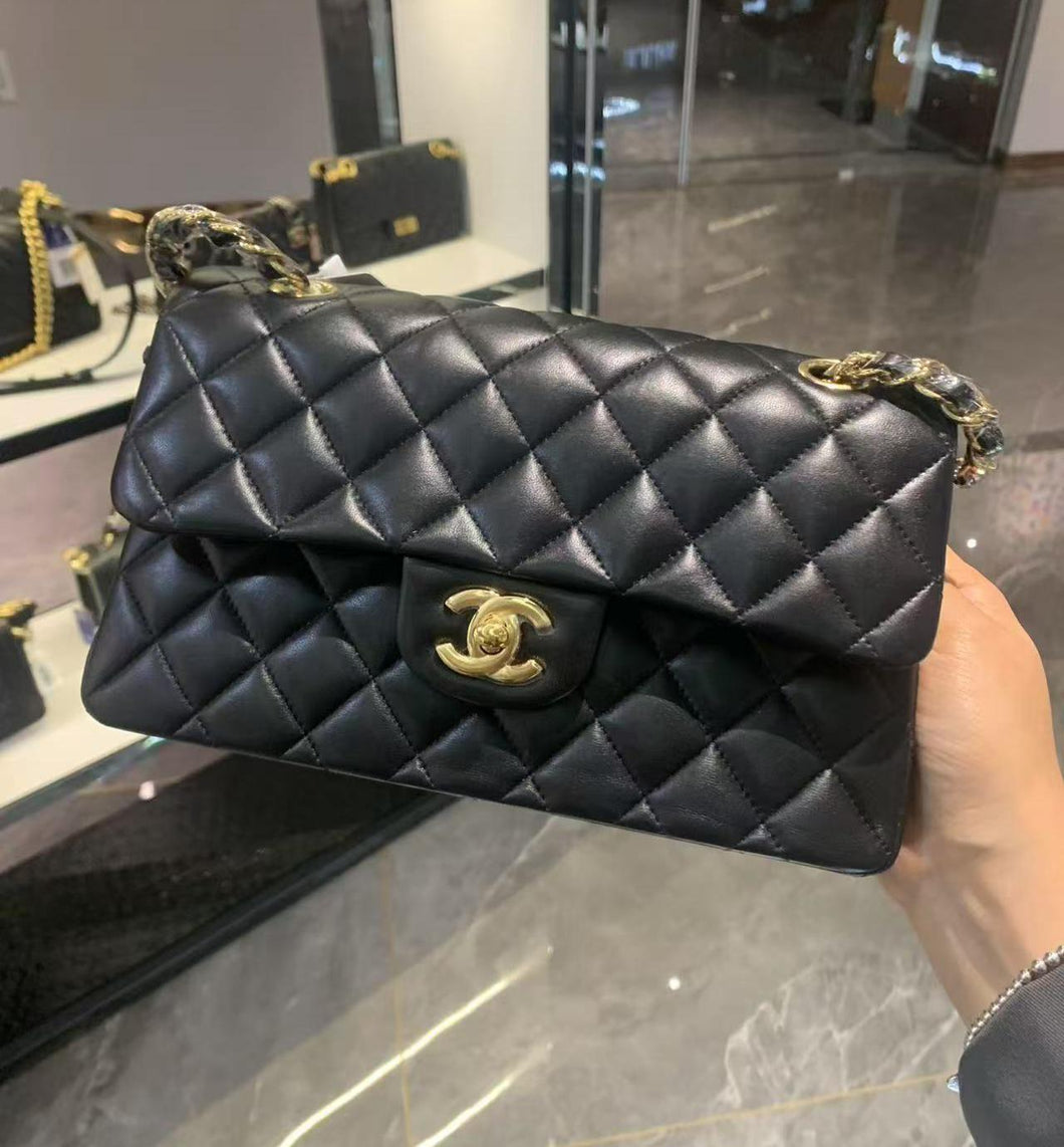 Chanel small black lambskin classic, gold hdw 31 series