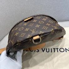 Load image into Gallery viewer, Louis Vuitton classic monogram bumbag
