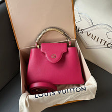 Load image into Gallery viewer, Louis Vuitton capucines BB
