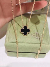 Load image into Gallery viewer, Van Cleef &amp; Arpels black onyx necklace, 18k yellow gold
