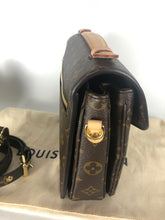 Load image into Gallery viewer, Louis Vuitton Pochette Metis in monogram
