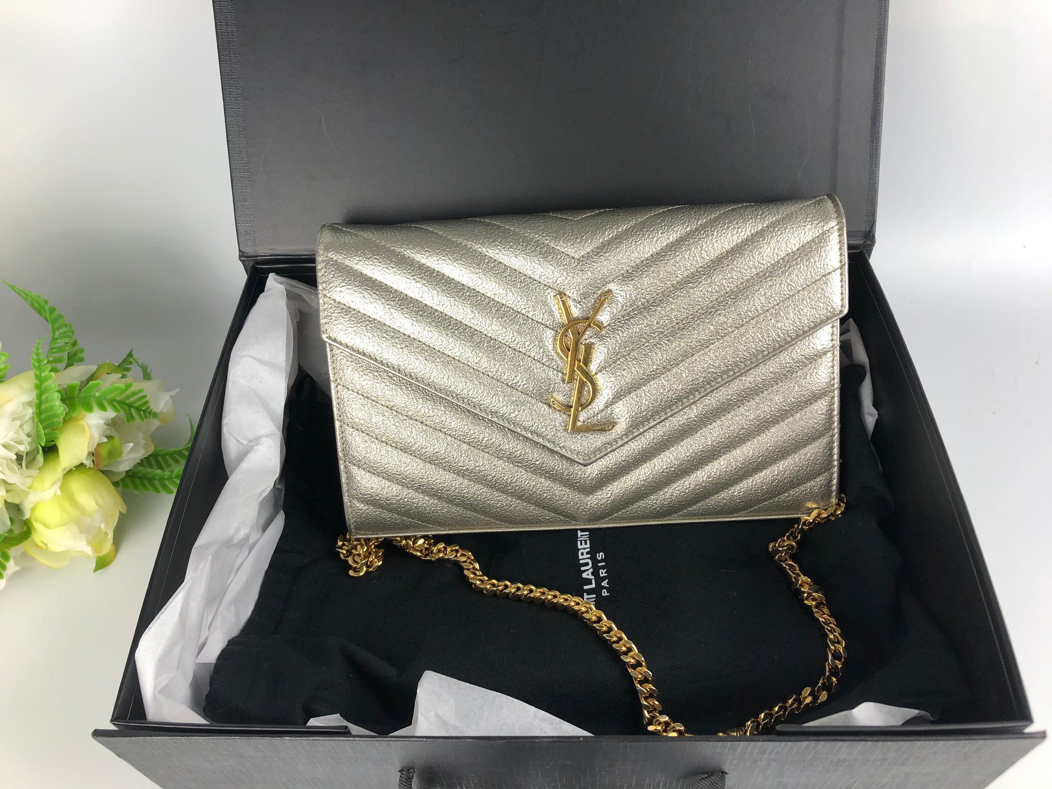 Ysl gold cassandre woc wallet on chain gold hdw Toronto Lux Market