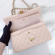 Load image into Gallery viewer, Chanel 22c light beige caviar medium classic flap, light gold hdw
