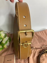 Load image into Gallery viewer, Mui mui leather wander bag, gold tone hdw
