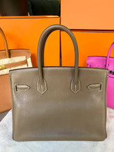 Load image into Gallery viewer, Hermes Birkin 30 etoupe with gold hdw, clemence leather. Stamp C (2018)
