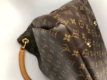 Load image into Gallery viewer, Louis Vuitton monogram artsy
