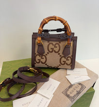 Load image into Gallery viewer, Gucci Diana mini bag
