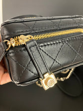 Load image into Gallery viewer, Chanel black lambskin Coco Click bag with light gold hdw
