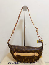 Load image into Gallery viewer, Louis Vuitton classic monogram bum bag
