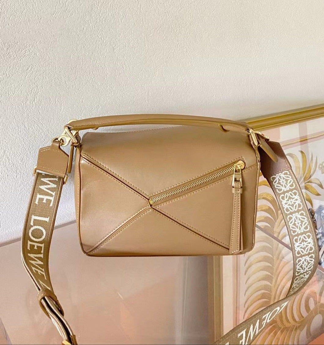 Loewe puzzle bag small with strap