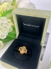 Load image into Gallery viewer, Van Cleef &amp; Arpels guilloche 18k gold ring
