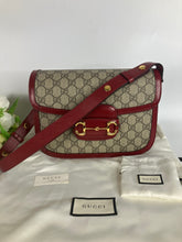 Load image into Gallery viewer, Gucci leather horsebit 1955 Crossbody/shoulder bag in burgundy
