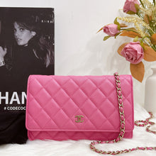 Load image into Gallery viewer, Chanel Barbie pink caviar woc, chip
