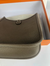 Load image into Gallery viewer, Hermes mini Evelyn, PHW
