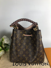 Load image into Gallery viewer, Louis Vuitton neonoe monogram/pink
