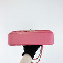 Load image into Gallery viewer, Chanel pink caviar medium classic, gold hdw 28 series
