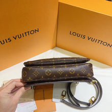 Load image into Gallery viewer, Louis Vuitton Pochette Metis monogram
