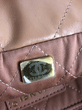 Load image into Gallery viewer, Chanel 22 small caramel with pouch
