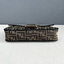 Load image into Gallery viewer, Fendi baguette medium with strap
