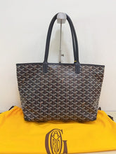 Load image into Gallery viewer, Goyard black Artois PM bag
