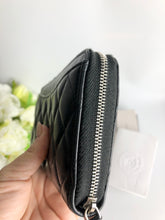 Load image into Gallery viewer, Chanel black lambskin long wallet, silver hdw
