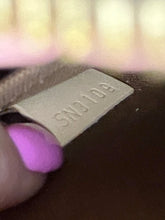 Load image into Gallery viewer, Louis Vuitton Alma BB
