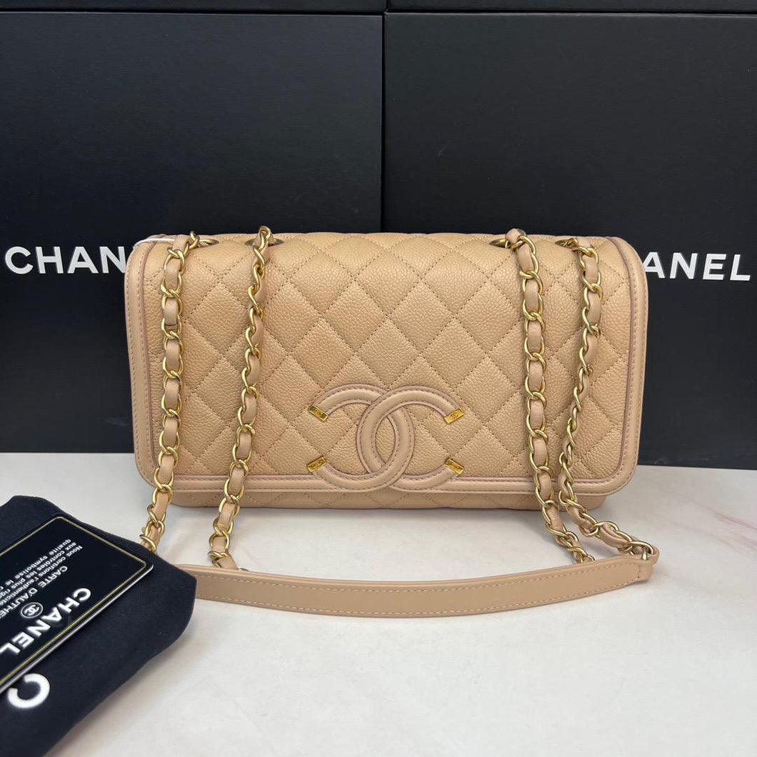 Chanel beige caviar filigree medium, gold hdw