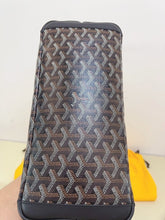 Load image into Gallery viewer, Goyard black Artois PM bag
