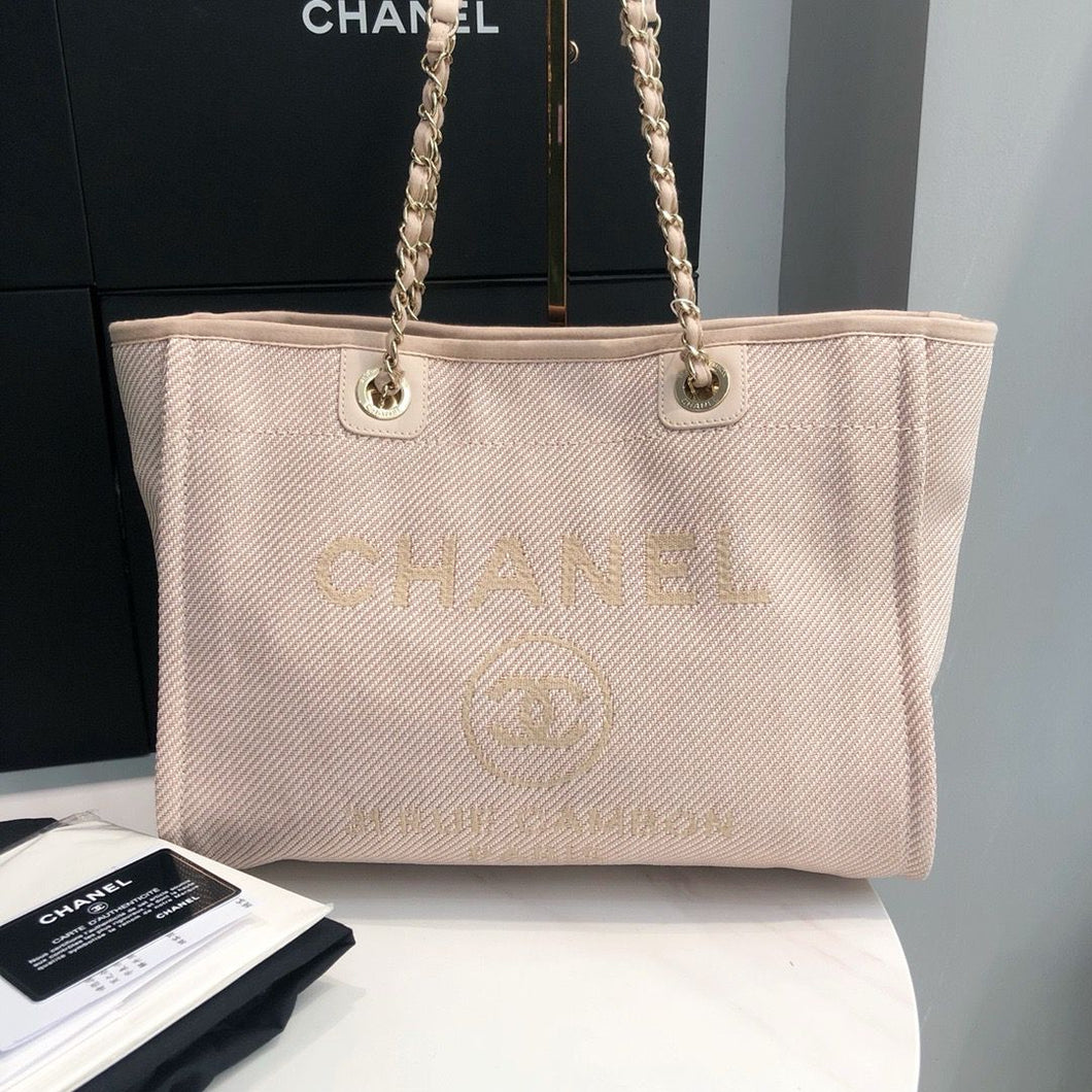 Chanel rose beige deauville, light gold hdw