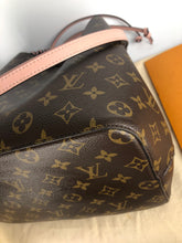 Load image into Gallery viewer, Louis Vuitton neonoe monogram/pink
