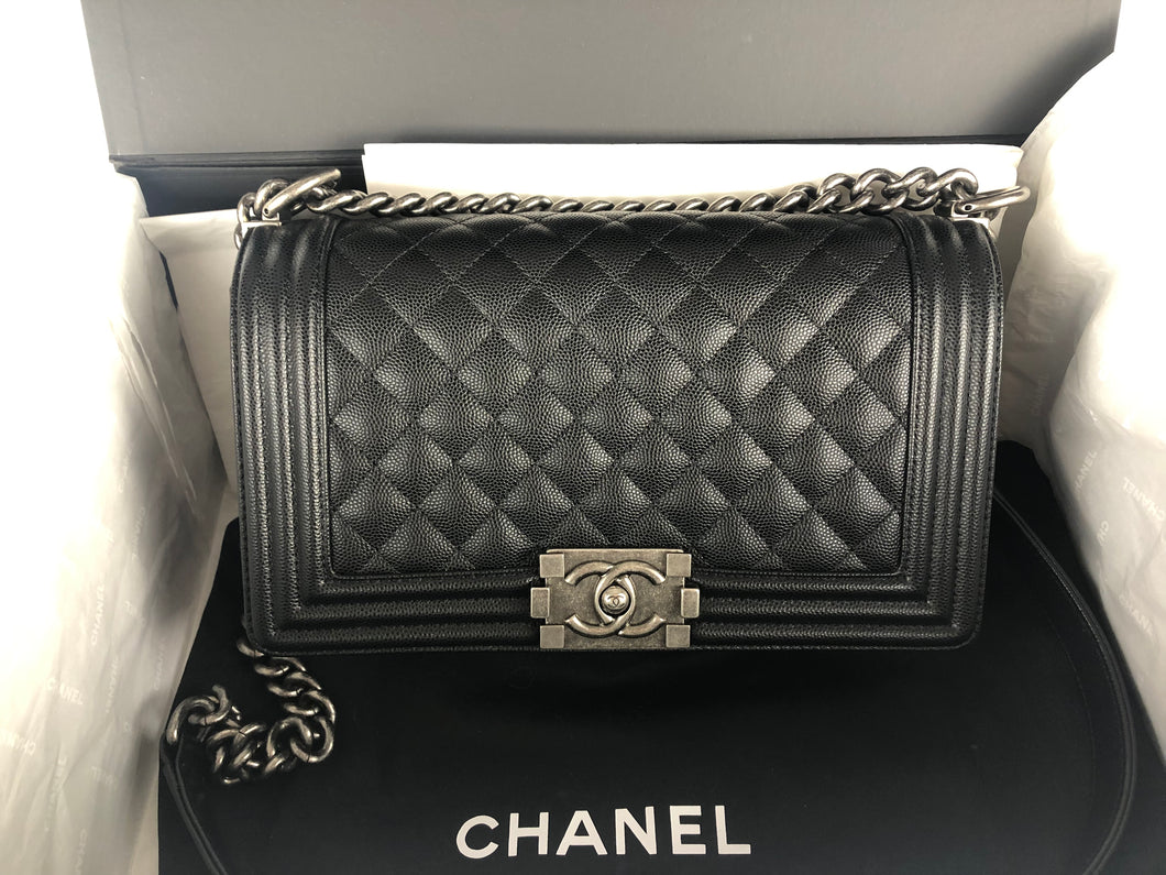 Chanel black caviar old medium boy, ruthenium hdw