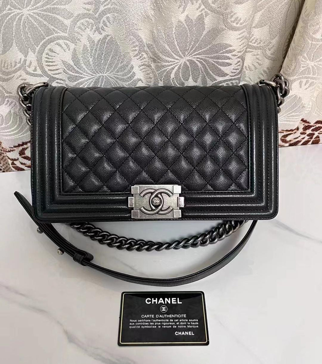 Chanel 26 series black caviar old medium boy, ruthenium hdw