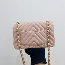 Load image into Gallery viewer, Chanel pink mini calfskin chevron, with gold hdw
