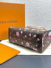 Load image into Gallery viewer, Louis Vuitton onthe go pm x Takashi Murakami

