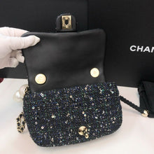 Load image into Gallery viewer, Chanel tweed sequin bag with pearl handle
