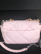 Load image into Gallery viewer, Chanel 19 light pink small, 22p pink
